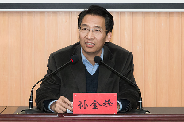http://www.haust.edu.cn/__local/E/B9/5B/7F81A8782E8F3238E9FA1B39782_ED66764B_273B0.jpg